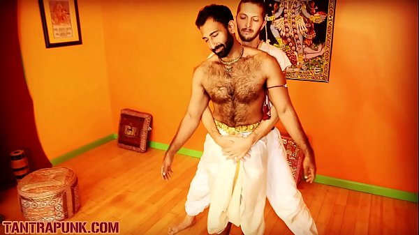 Punjabi hairy Indian gay bareback tight desi ass fuck â€¢ Indian Gay Site